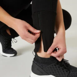 Joggingbroek Voor Fitness Dames Hoog Aandeel Katoen Aansluitend 520 -Regta Winkel aansluitende joggingbroek voor fitness dames 520 zwart 2