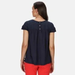 Regatta Dames/dames Abitha Broderie Anglaise Tshirt (Marine) 9 Regatta Dames/dames Abitha Broderie Anglaise Tshirt (Marine) -Regta Winkel damesdames abitha broderie anglaise tshirt marine 2