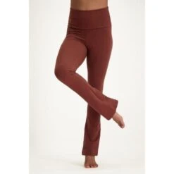 Pranafied - Trendy Yogalegging Met Omslagband En Wijde Pijpen. - Garnet