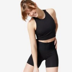 Strakke Cropped Sporttop Voor Dames Zwart