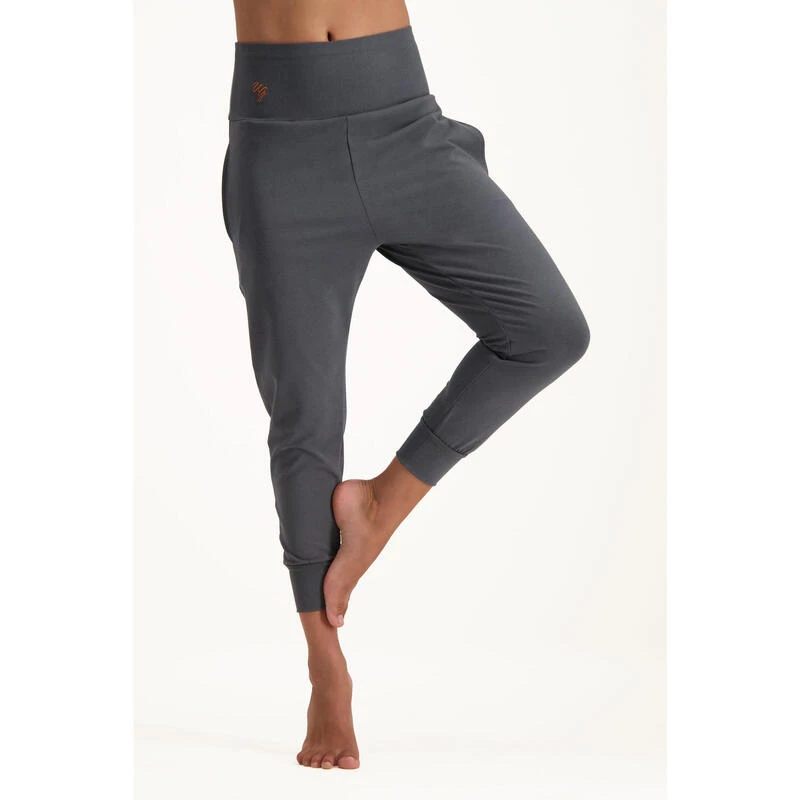 Supercomfortabele Loose Fit Yoga Broek Bhumi - Charcoal 3 Supercomfortabele Loose Fit Yoga Broek Bhumi - Charcoal