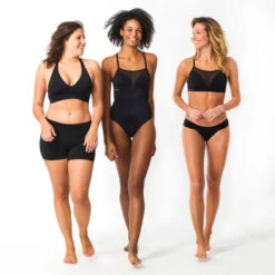 Surfbikinitop Voor Dames ELISE Met Dubbele Platte Rugverstelling ZWART -Regta Winkel surfbikinitop voor dames elise met dubbele platte rugverstelling zwart 3